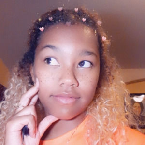 Meet your Posher, Devyn